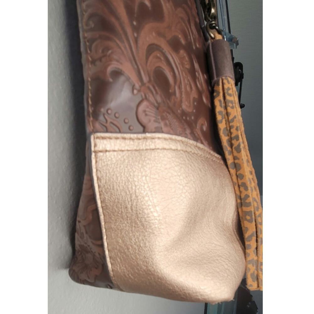 Brown Embossed Vegan Leather Carry Bag Metallic Bronze Base Leopard Print Tassel - Picture 4 of 11